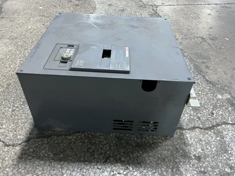 MITSUBISHI ELECTRIC CORPORATION FREQUENCY INVERTER   -  FR-A740-01100