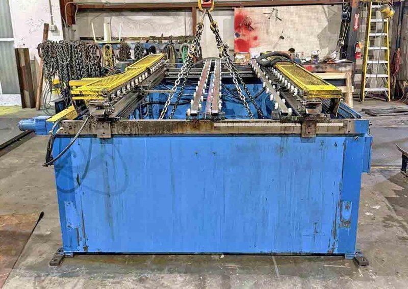 Feeder, Grip, Red Bud, 72" Wide