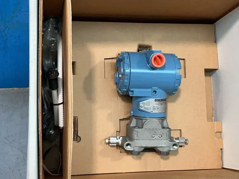 ROSEMOUNT 800PSIG PRESSURE TRANSMITTER  -  3095MA2CABA15AA001AB