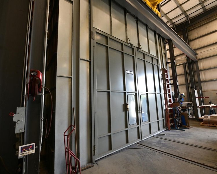 15' x 20' x 14' HIGH GLOBAL FINISHING SOLUTIONS DOWNDRAFT PAINT ROOM WITH 20 TON CRANE: YOBRO #25726