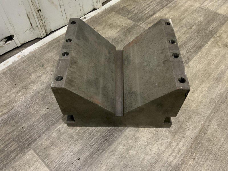 7" LONG X 7" OPENING PAIR OF V-BLOCKS: STOCK #81466