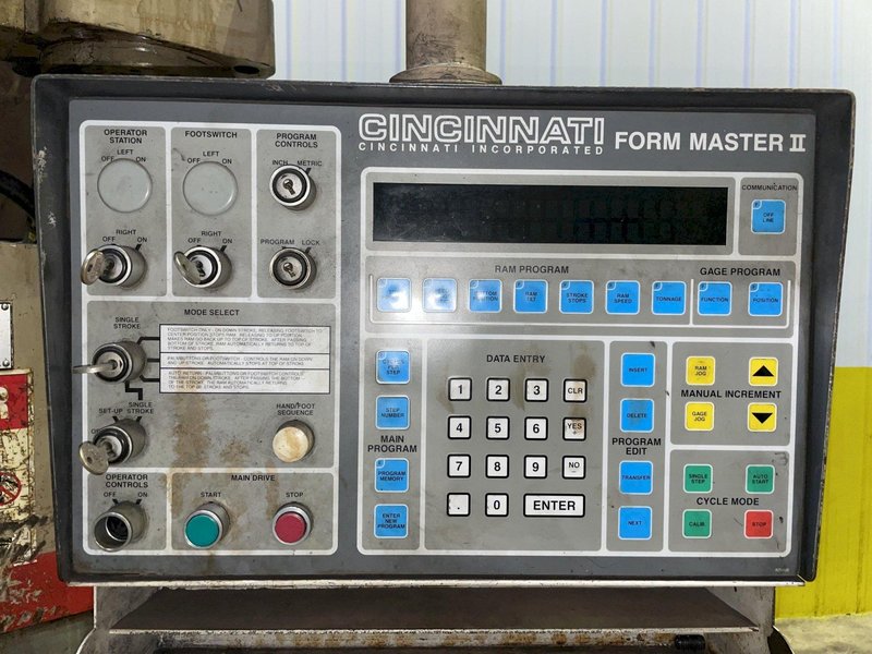 90 TON X 8&#039; CINCINNATI MODEL 90FMIIx6 HYDRAULIC PRESS BRAKE: STOCK #15768