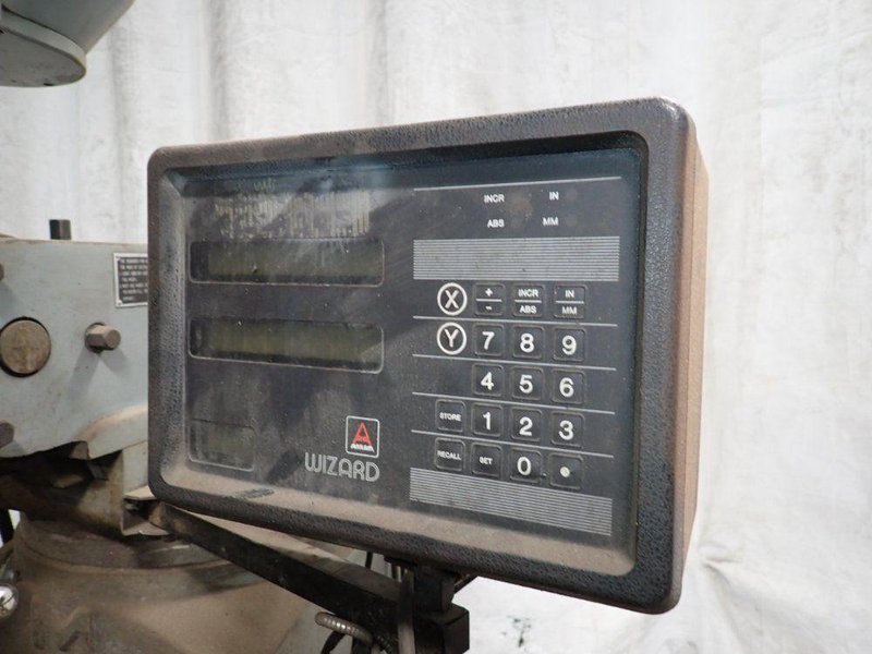 COMET LINCOLN 10" X 50" VERTICAL MILL  -  3KVHD