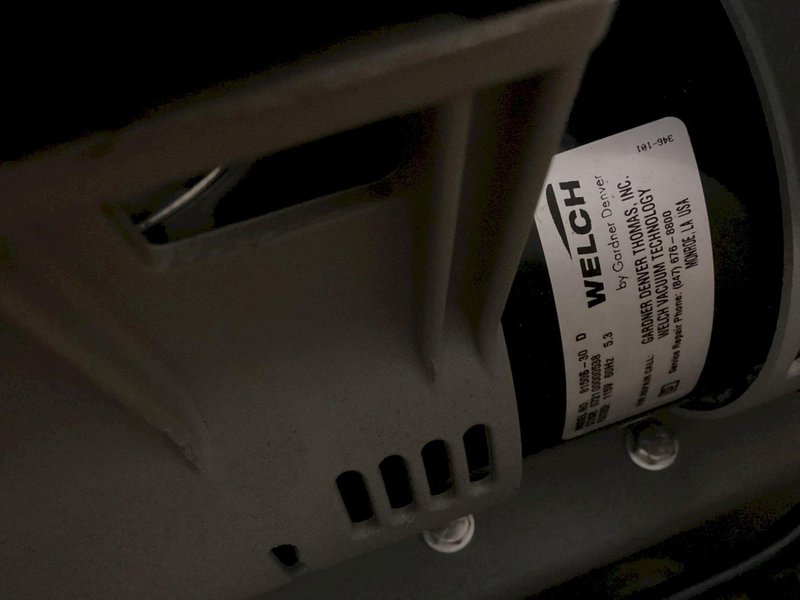 WELCH 8150B‑30 D Dry Vacuum Pump &amp; 10 Gal Tank NEW