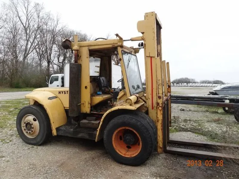 HYSTER 20,000 LB FORKLIFT, STOCK# 12452T