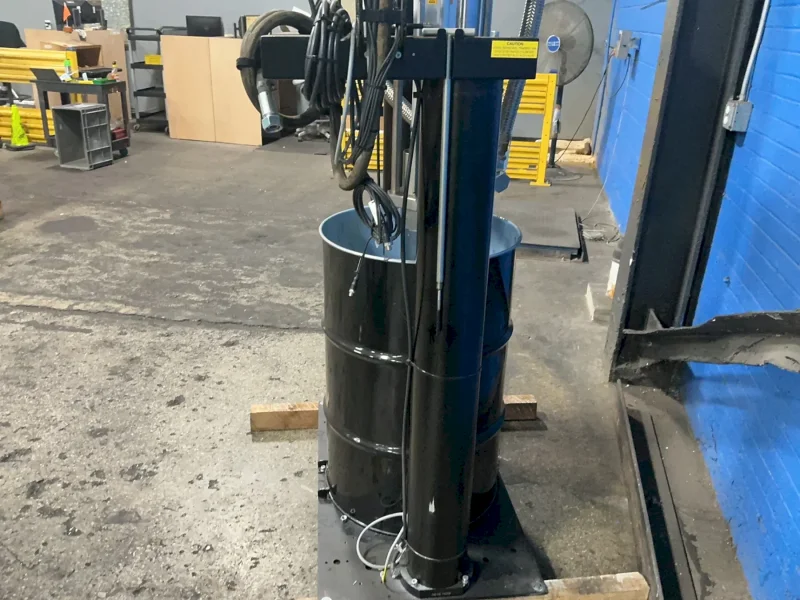 ATLAS COPCO 4872 PSI/MATERIAL ; 87 PSI AIR INPUT HIGH PRESSURE PNEUMATIC DISPENSE PUMP  -  PPK56-571P16-1000-SCA-HPS