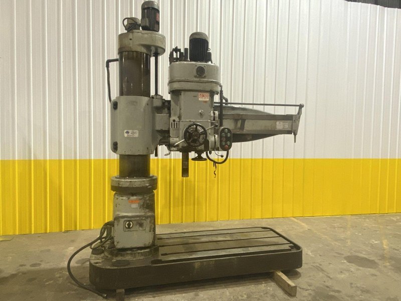 5&#039; x 13&quot; DARBERT MODEL #3676 RADIAL ARM DRILL: STOCK #20259