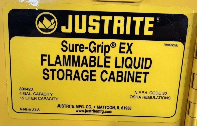 Justrite Flammable Storage Cabinet, Model 890420, 4 Gallon, Self-Close Door