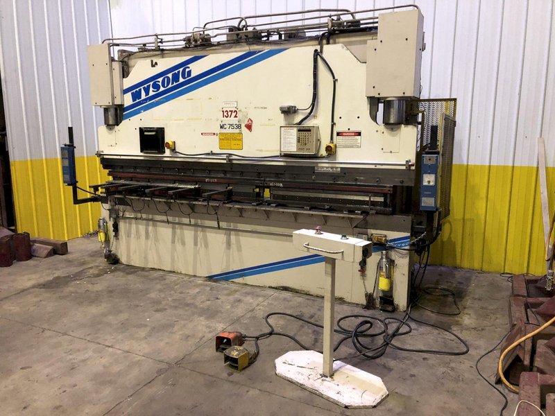 140 TON X 12' WYSONG MODEL #THS140-144 HYDRAULIC PRESS BRAKE: STOCK #18665