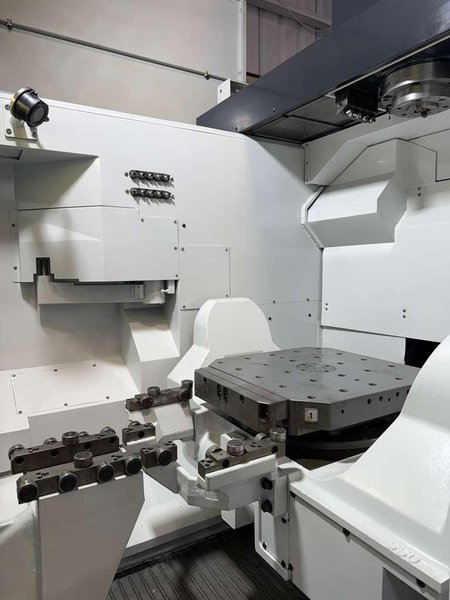 Mazak Variaxis 630-5X 5 Axis CNC Vertical Machining Center – Automatic Pallet Changer Mill