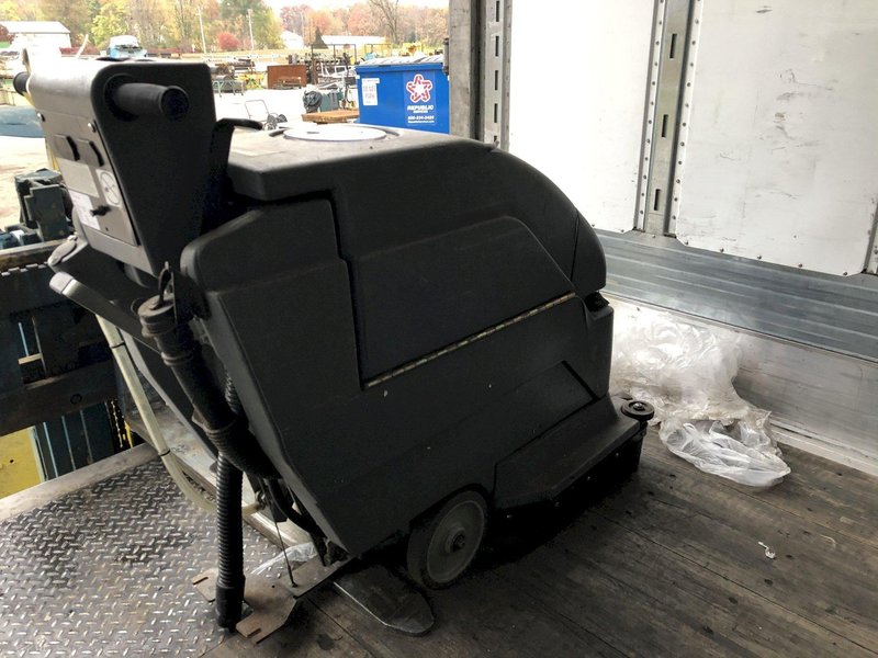 CASTEX MODEL FS-2000 AUTO FLOOR SCRUBBER: STOCK #14004