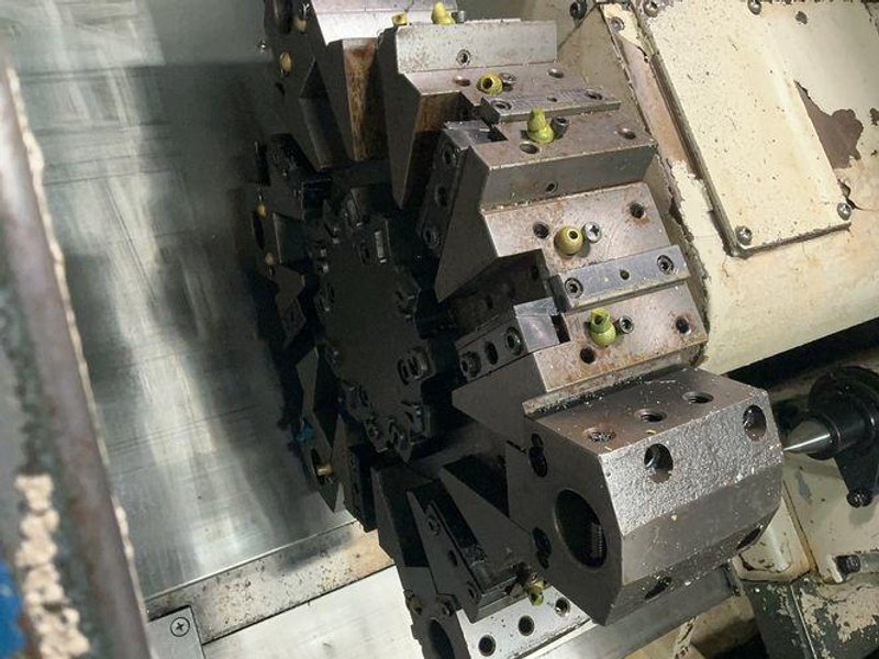 Daewoo CNC Lathe - Puma 8hc