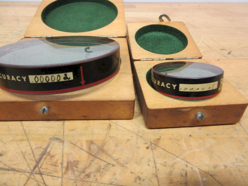 Federal Maxum Plus Digital Indicator, Teclock .030" Travel .0005" Dial Indicator, DoAll 2" &amp; 4" Optical Flats- Auction Item