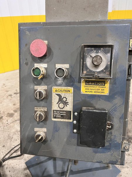 36" WIDE X 30" STROKE CWP MODEL #HF3630RH GRIPPER AIR FEEDER: STOCK #12695