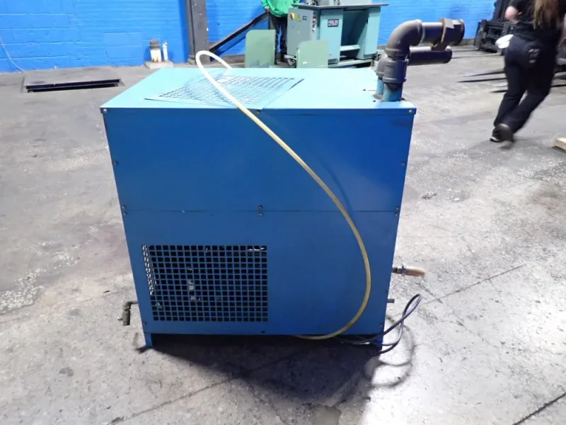 ARROW 250 SCFM AIR DRYER  -  A-250-WW-4