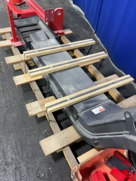 ENOMOTO BE A 14” CHIP CONVEYOR   -  V760EX