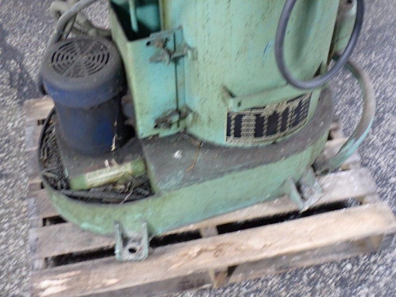 NEW HOLLAND 4,000 WATTS INDUSTRIAL DRYER  -  K-24