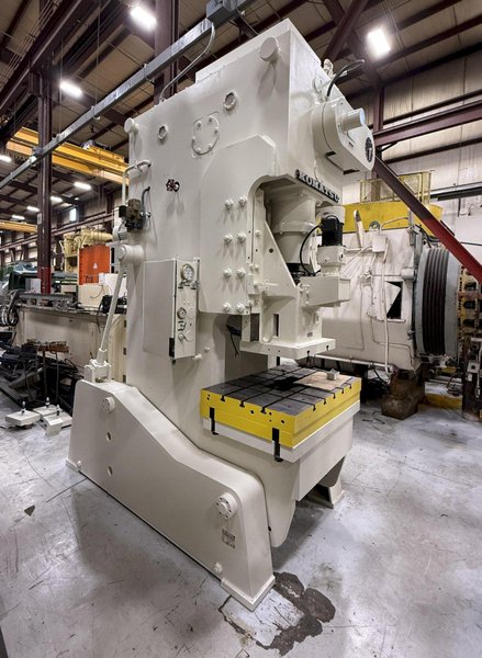 110 ton Komatsu OBS Used Single Crank Gap Frame Mechanical Metal Stamping Press For Sale, Can be seen under power!