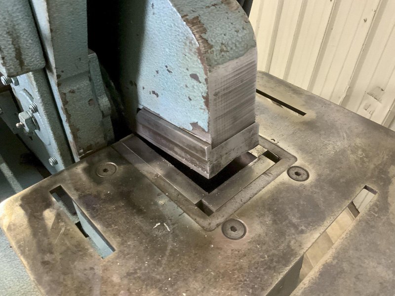 70 TON SCOTCHMAN MODEL DO70/110 IRONWORKER: STOCK #81005