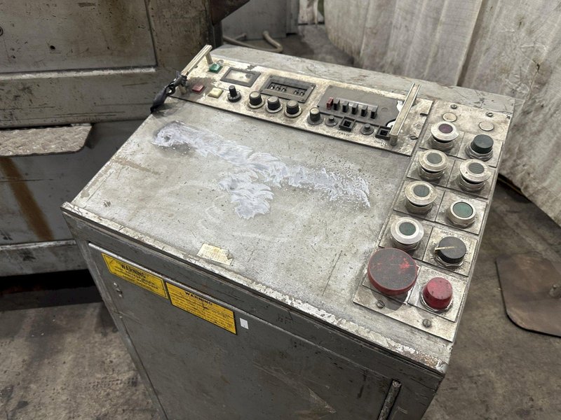 60" X 14 GA IOWA PRECISION SLEAR: STOCK #77960