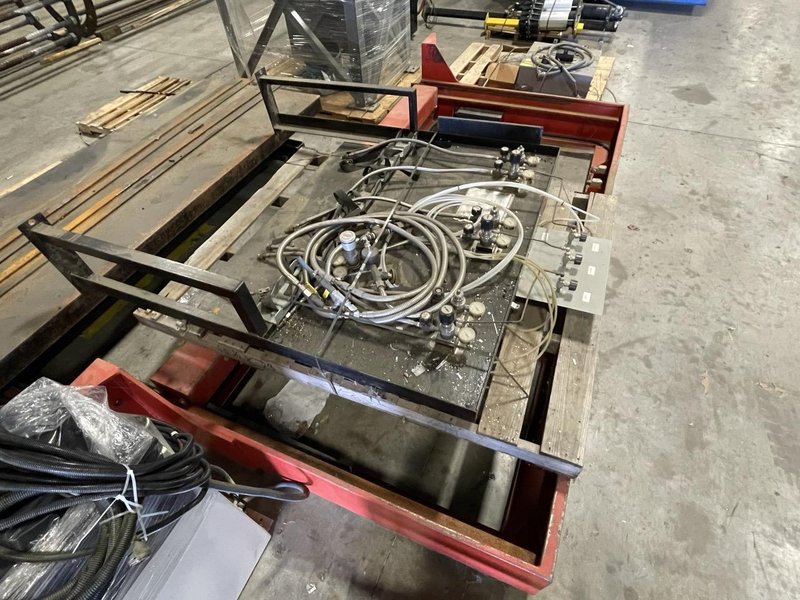 Amada EM2510NT CNC Turret Punch Press, 2004 – With AMS4020ROS Loader