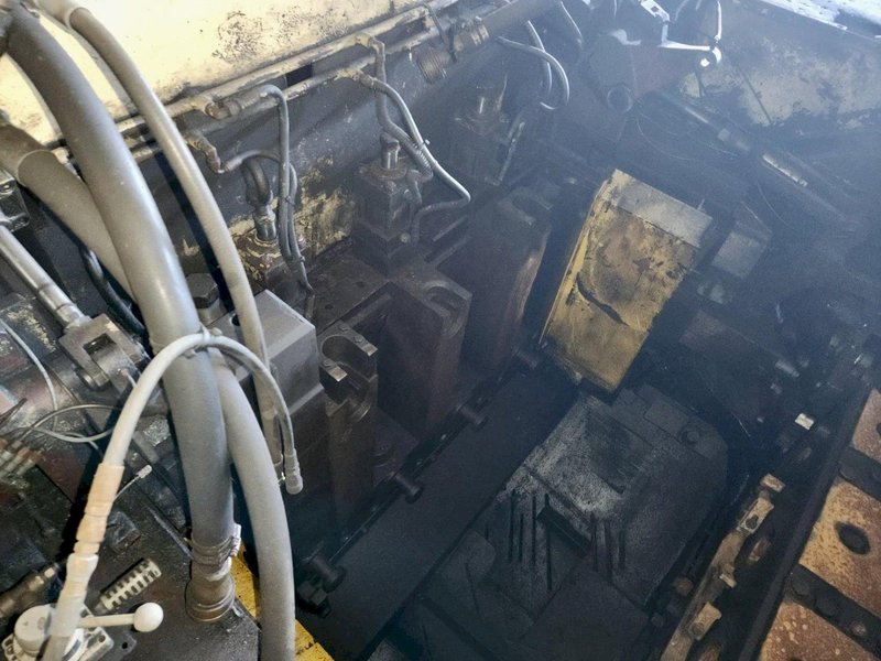NATIONAL MDL# 7-4 HIGH SPEED 4-STATION HOT FORMER