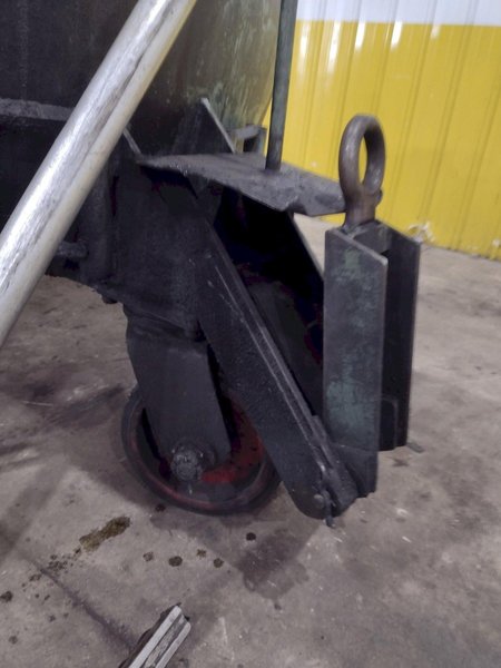 PORTABLE OIL PUMP CART W/ TANK: YOBRO #25282
