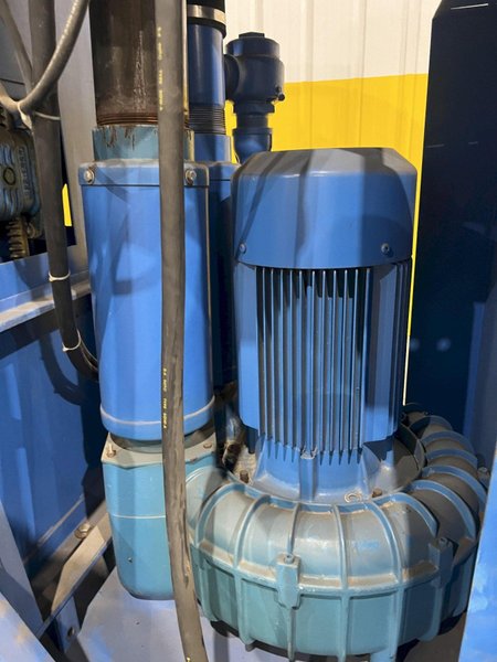 20 HP VAC-U-MAX MODEL #1500FV PORTABLE VACUUM DUST COLLECTOR: STOCK #20581