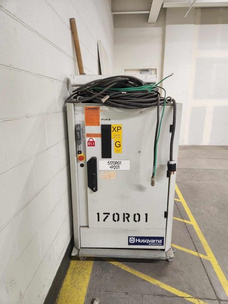 Kuka KR210 Robot With 30′ KL 1500-3 Kuka Rail System, 2010