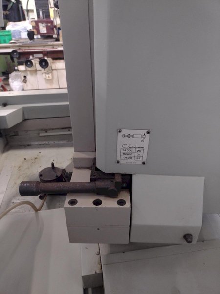 9.4" X 27" JONES &amp; SHIPMAN MODEL #FORMAT 15-700 CNC CYLINDRICAL GRINDER: STOCK #16131