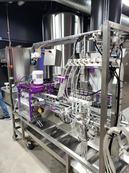 Twin Monkeys Cimarron Canning System, 2021 – 30–60 CPM, Modular Beverage Packaging System with Semi-Automatic Depalletizer and Twist Rinse