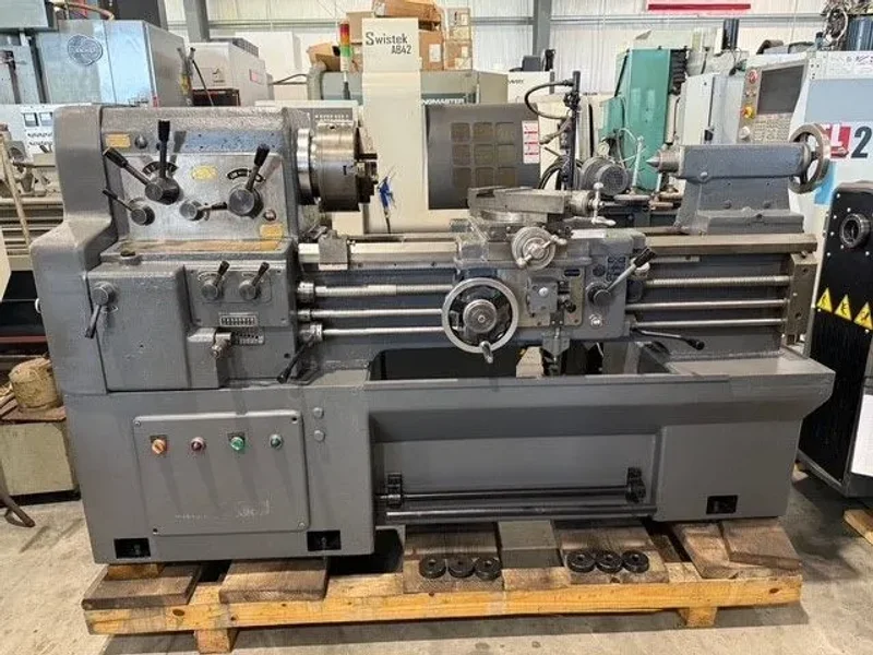 YAM 17” x 33” Engine Lathe Cadillac Mori #7563