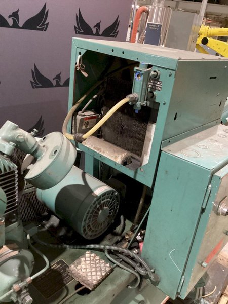 CHAMPION 8010 AIR COMPRESSOR USED