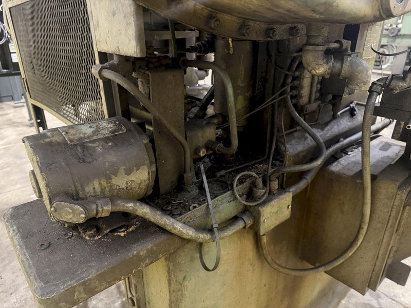 250 TON BLISS MODEL #23B-KJ KNUCKLE JOINT PRESS 2" STROKE: YOBRO #24305