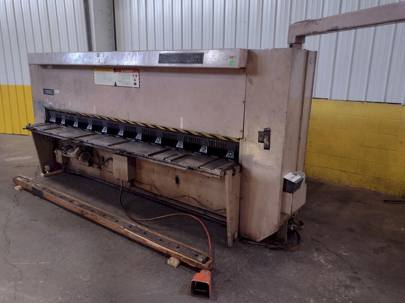 10&#039; x 10 GAUGE CINCINNATI MODEL #1350 CNC HYDRAULIC POWER SQUARING SHEAR: STOCK 17233