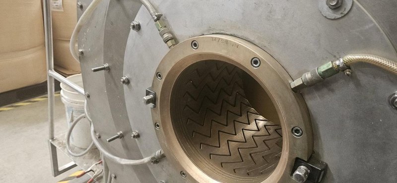 Battenfeld Helix II 630 VFI+FDC Pipe Extrusion Line, 2020 – solEx NG-90 Single Screw Extruder, Feeders, Vac Tanks, CoolTanks