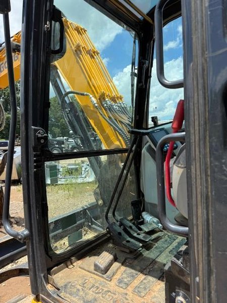 LiuGong 909ECR Compact Excavator, 2023 – Only 400 hours!