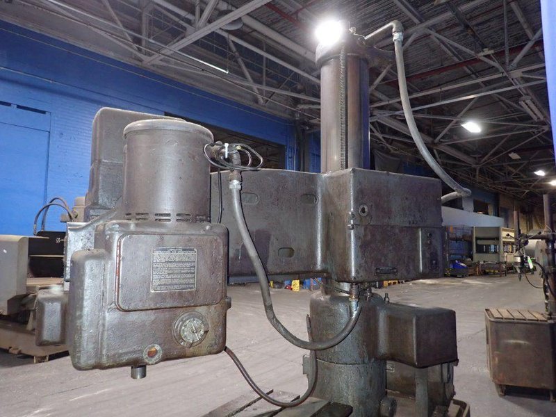 THE AMERICAN TOOL WORKS CO 11" COLUMN X 3' ARM RADIAL ARM DRILL