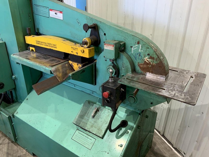 110 TON PIRANHA PII110 HYDRAULIC IRONWORKER: STOCK #81006