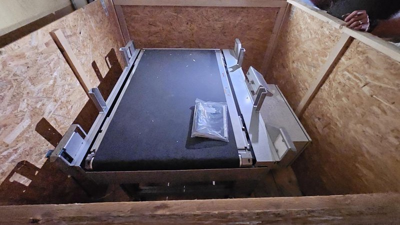 Bizerba CWL-L Dynamic Conveyor Scale / Checkweigher with WM-3 Weighing Terminal, 2024 – Test Hours, In crate