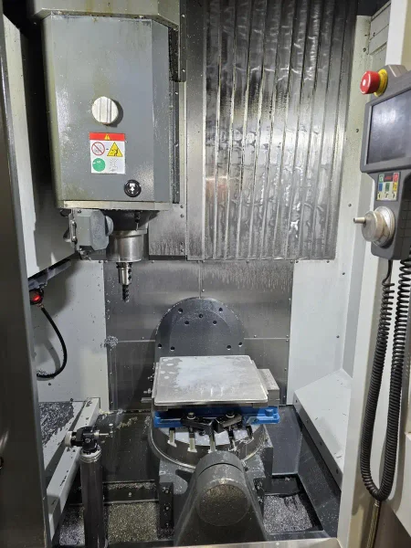 2022 Haas UMC-500SS 5-Axis Universal Machining Center