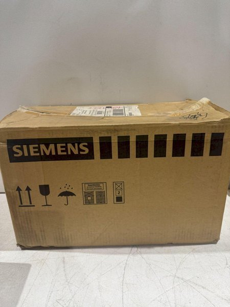 SIEMENS 1FT7064-1AF71-1DG1 SERVO MOTOR NEW IN BOX