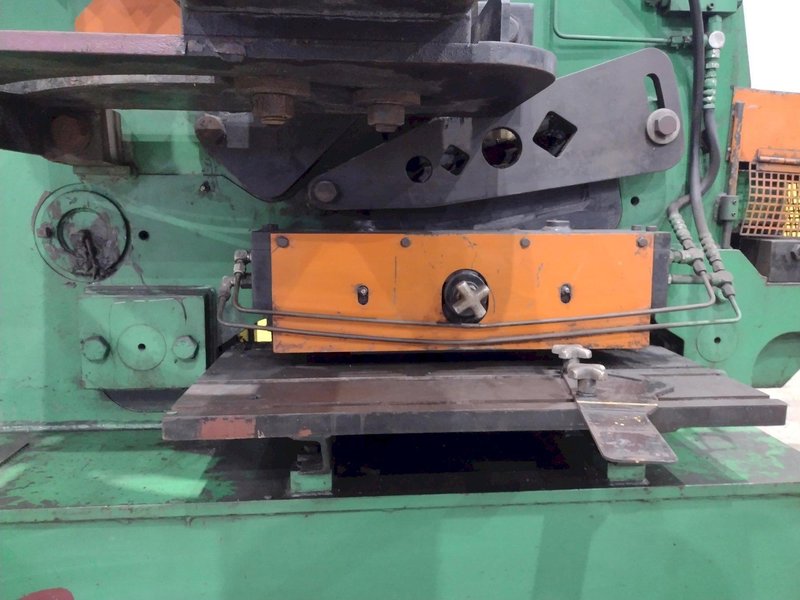 105 TON HILL ACME MODEL #6A HYDRAULIC IRONWORKER W/ CLAMPING: STOCK #22832