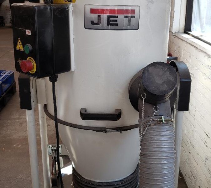 Loewer SWG Sanding Station, 2020 – Jet Cyclone Dust Collector