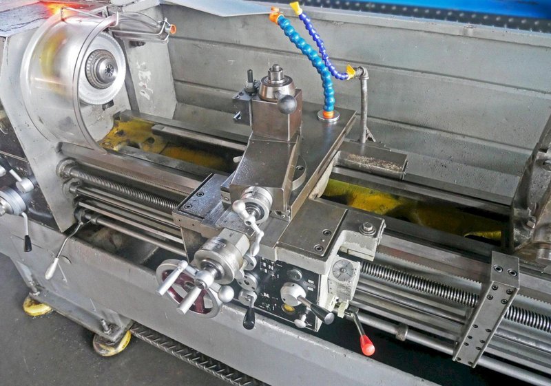 Sharp 17&quot; x 60&quot; Gap Bed Lathe, 1760K