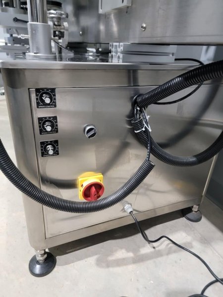 Jorestech OMICRON-2 Automatic Front and Back Labeler for Flat and Round Bottles, 2020