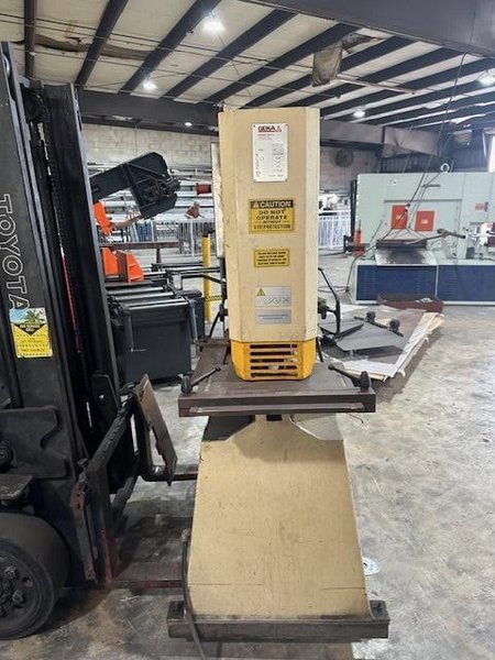 55 Ton GEKA Hydracrop 55A Ironworker, 2009