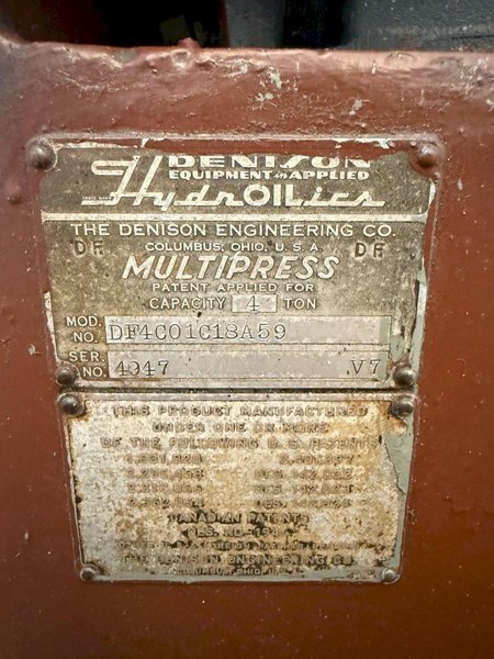 4 TON DENISON MULTIPRESS HYDRAULIC PRESS. STOCK # 1213925.