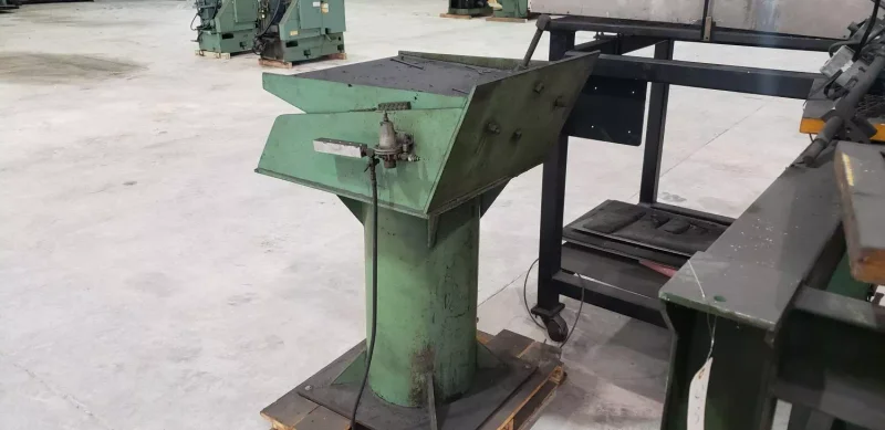 44" - 51.5" Adjustable bowl stand                                                            SOLD