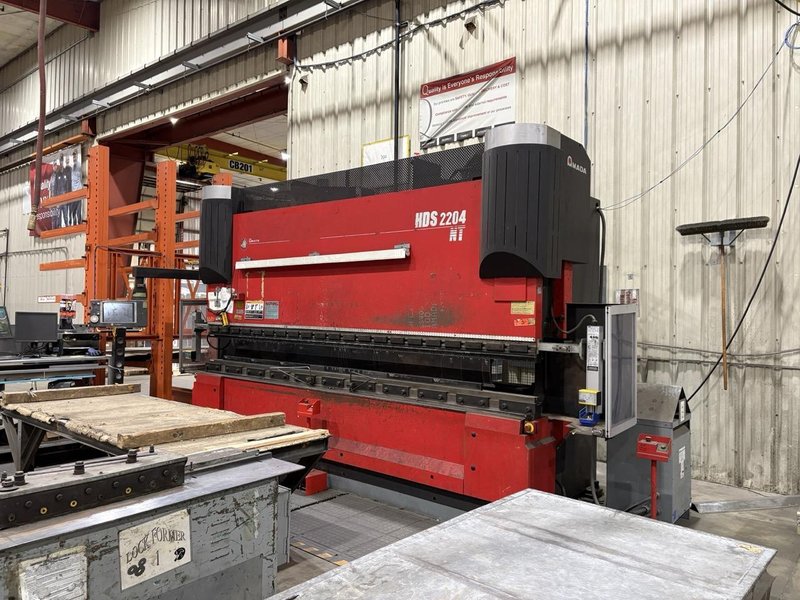 243 Ton x 14’ Amada HDS-2204NT Hydraulic Press Brake, 2011 – Backgauge